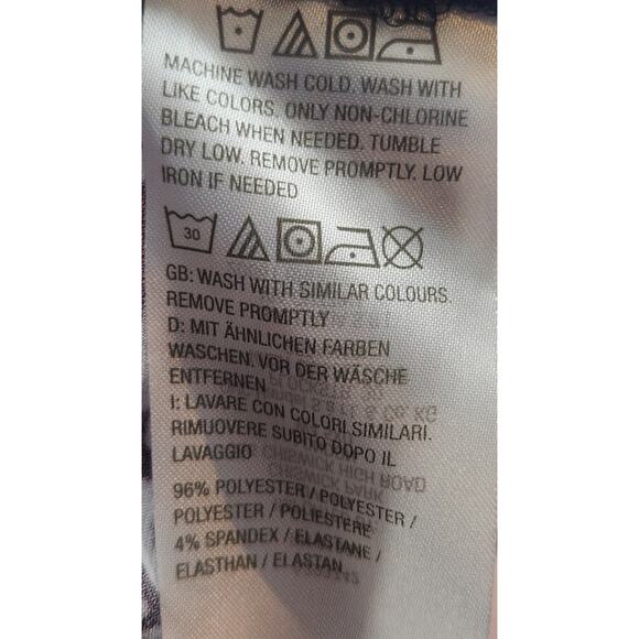 Susan Graver Blouse Women's LP 3/4 Sleeve V-Neck Stretch Floral Design Slinky - Picture 7 of 7